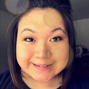 Meet your Posher, Esther